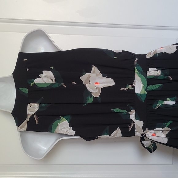 Banana Republic Black Floral Wrap Dress - Picture 5 of 8